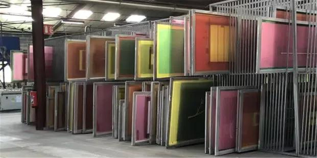 圣戈班玻璃生产从欧洲迁至印度，国内某知名卫浴企业拟设玻璃厂