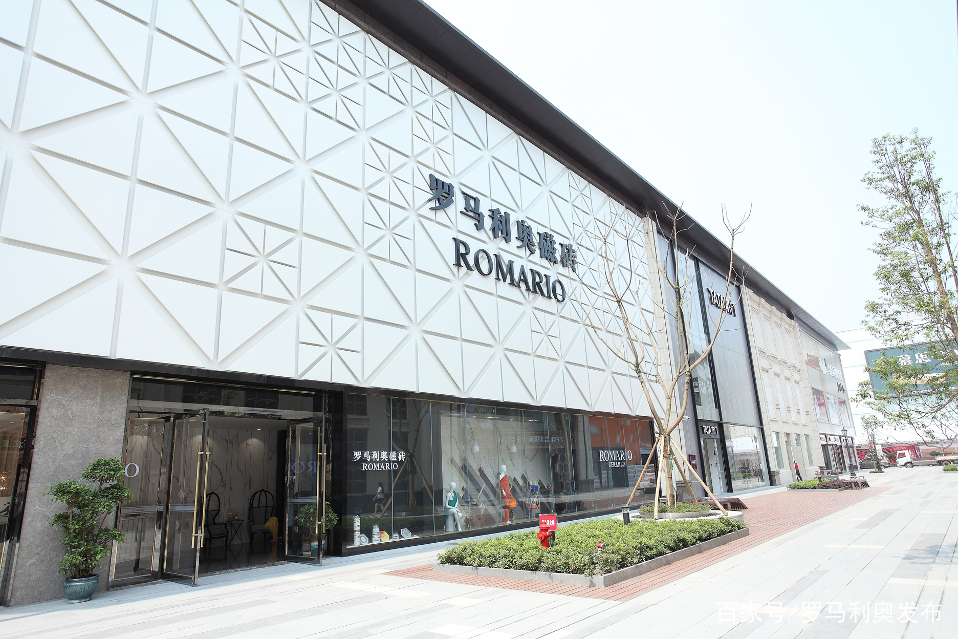 罗马利奥磁砖：科技引领未来，智能创造价值