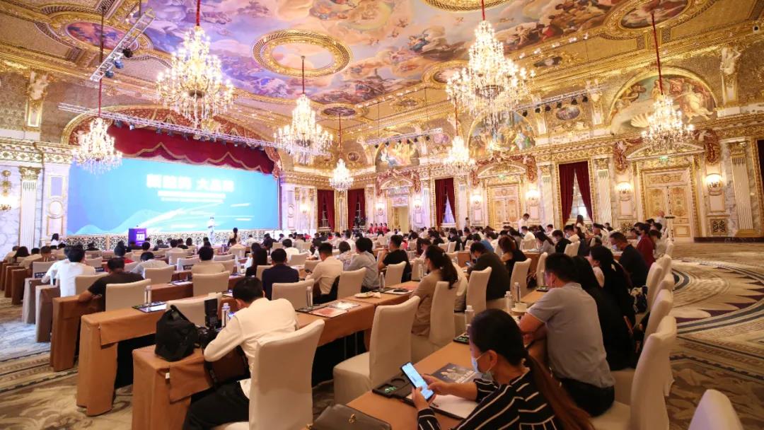 第十一届中国房地产与泛家居行业跨界峰会暨2021年度“建筑卫生陶瓷十大品牌榜”颁奖盛典圆满落幕