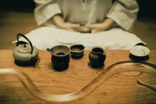 喻镇荣：小人富斯滥矣