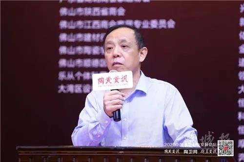 情不知所起一往情深——读喻镇荣先生最新著作《陶卫探索》