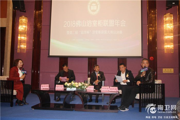 对话.jpg