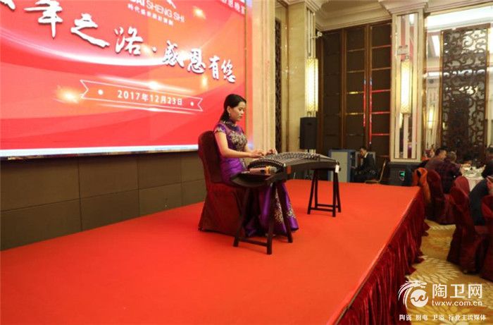 古筝表演.jpg
