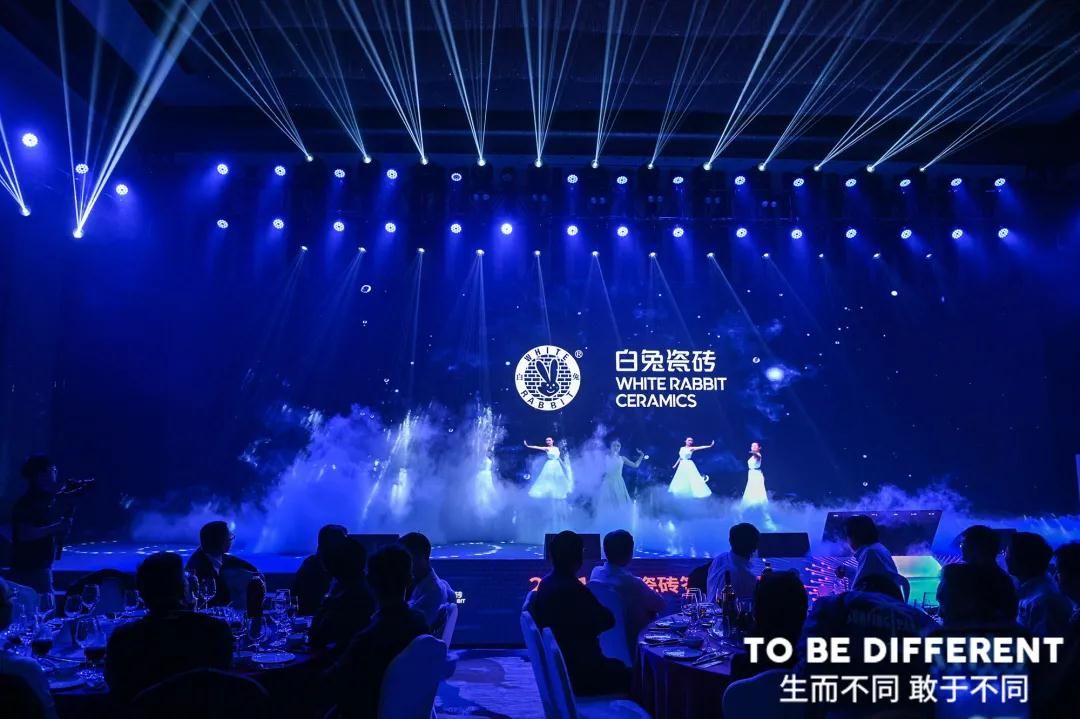 晚宴表演.jpg