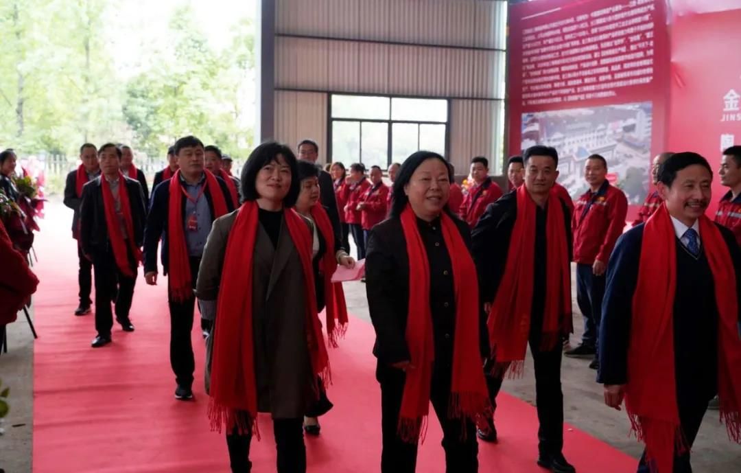 1618828407624717.jpg 金三角集团大岩板智能生产线窑炉顺利点火6.jpg