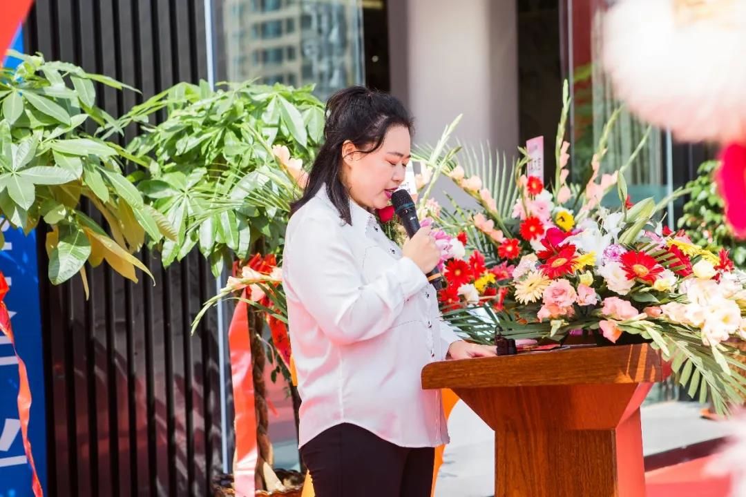 东营玛缇总经理曹淑静致辞.jpg