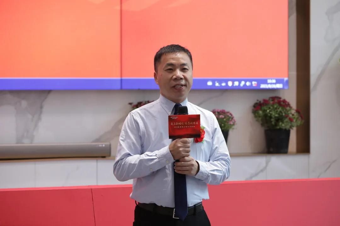 梁风华.jpg