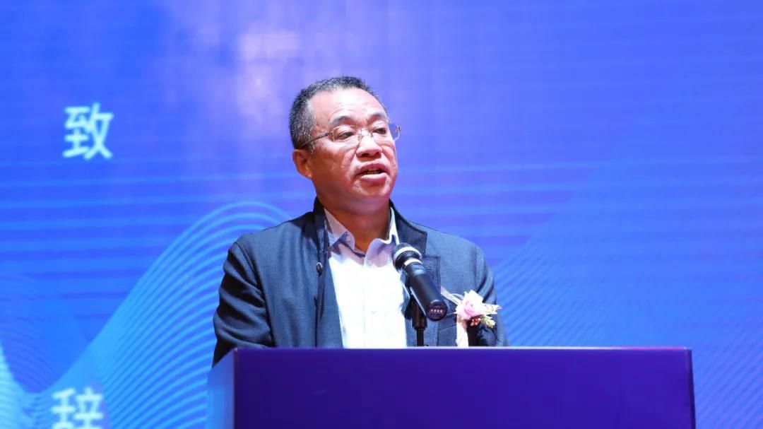 中国建筑装饰协会副秘书长、总工程师、品牌办公室主任刘原.jpg