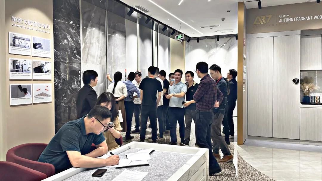 ART+订货现场3.jpg