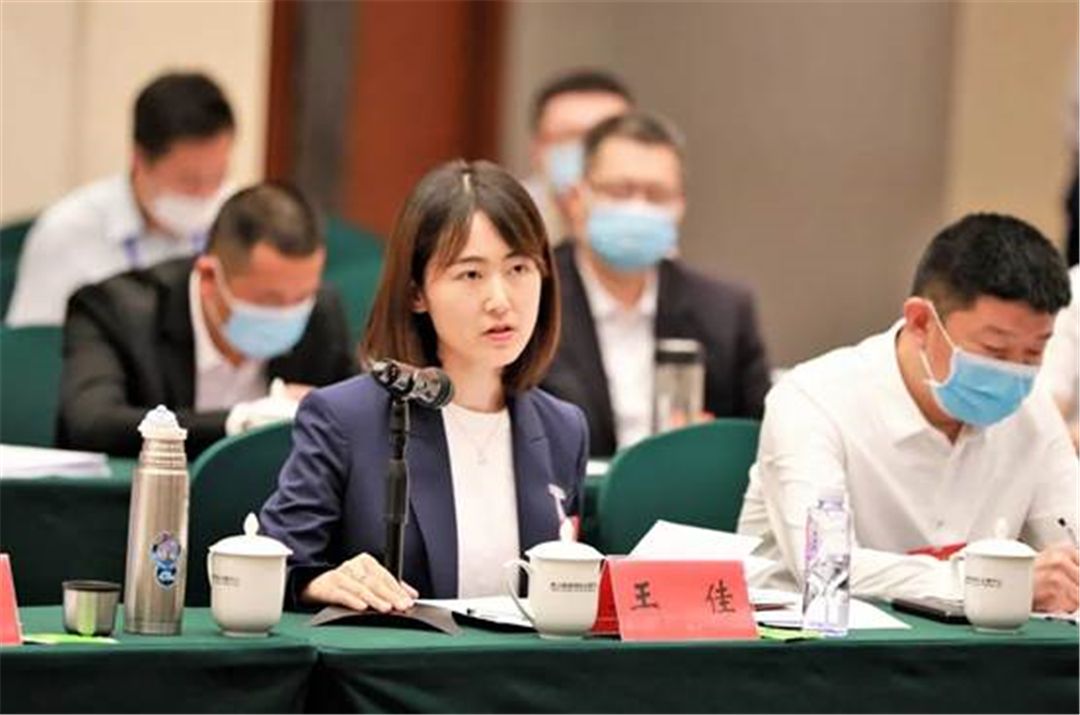 惠达四十岁，领航新征程——85后第三代领军者成长记 (2).jpg