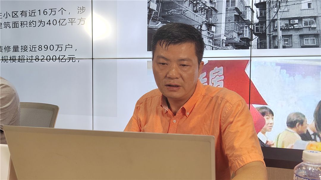 04 英皇集团董事长庞健锋分享英皇的转型之路.jpg