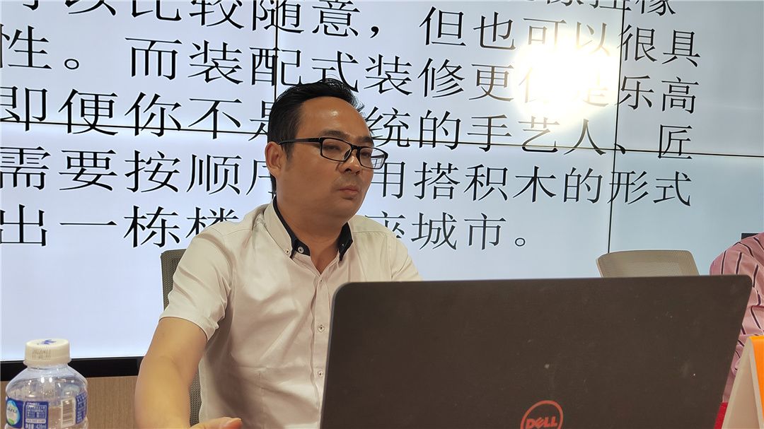 08英皇大家居总经理聂宗涛.jpg