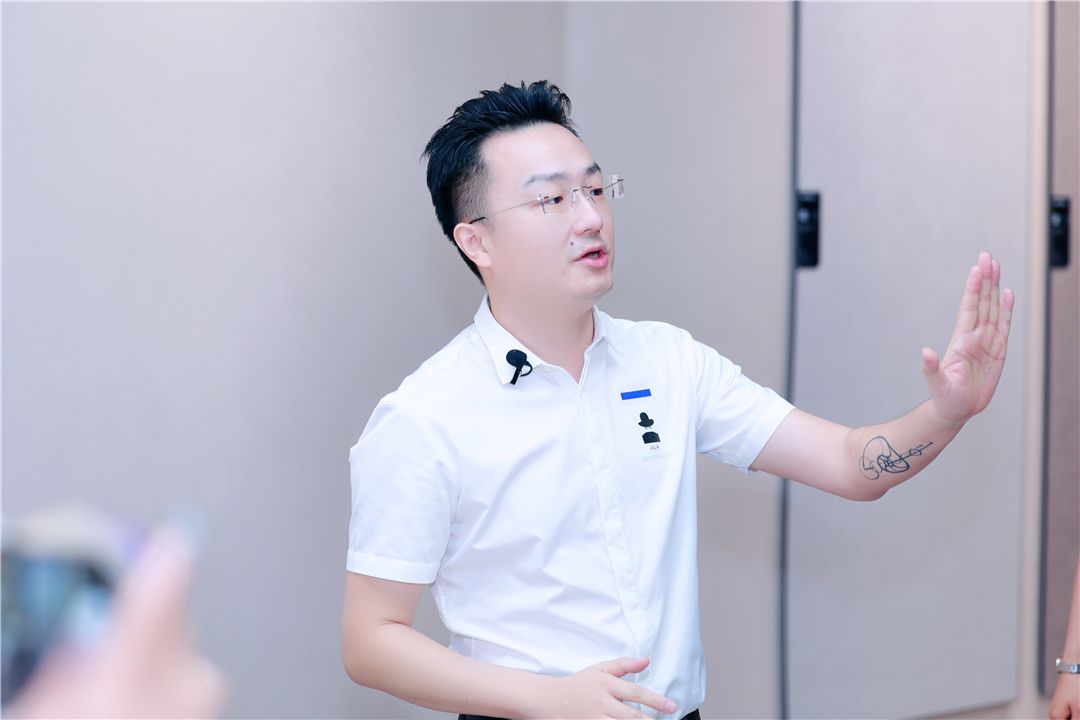 意大利I.T品牌总监陈兆汉.jpg