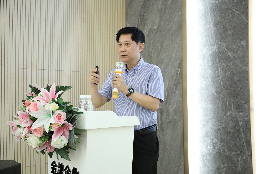 程一兵.jpg